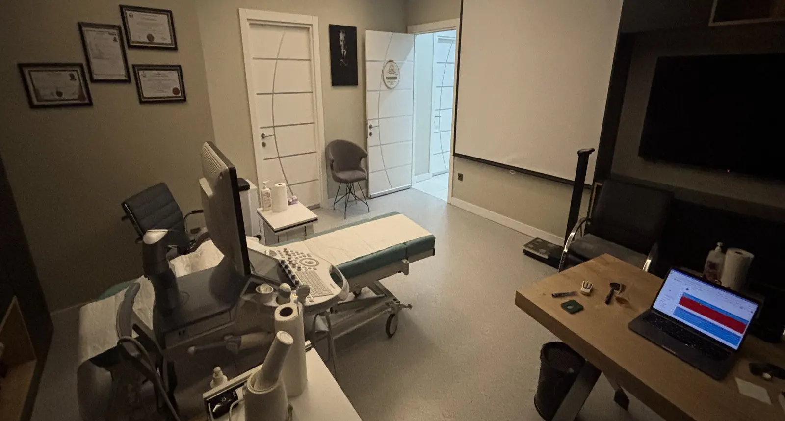 Clinic-provided photograph of Assoc. Prof. Dr Ali Ekiz