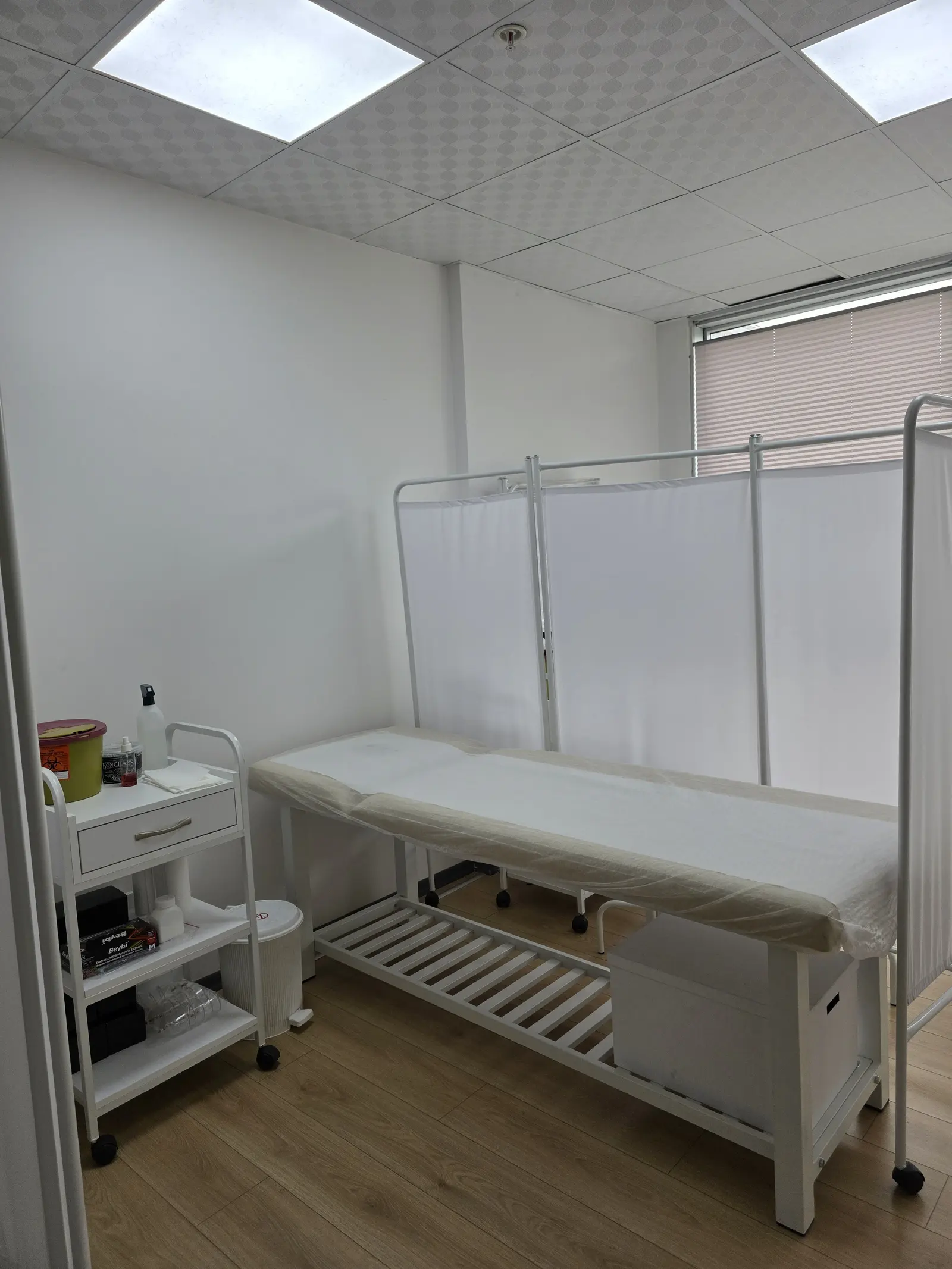 Clinic-provided photograph of Dr Fırat Sungar