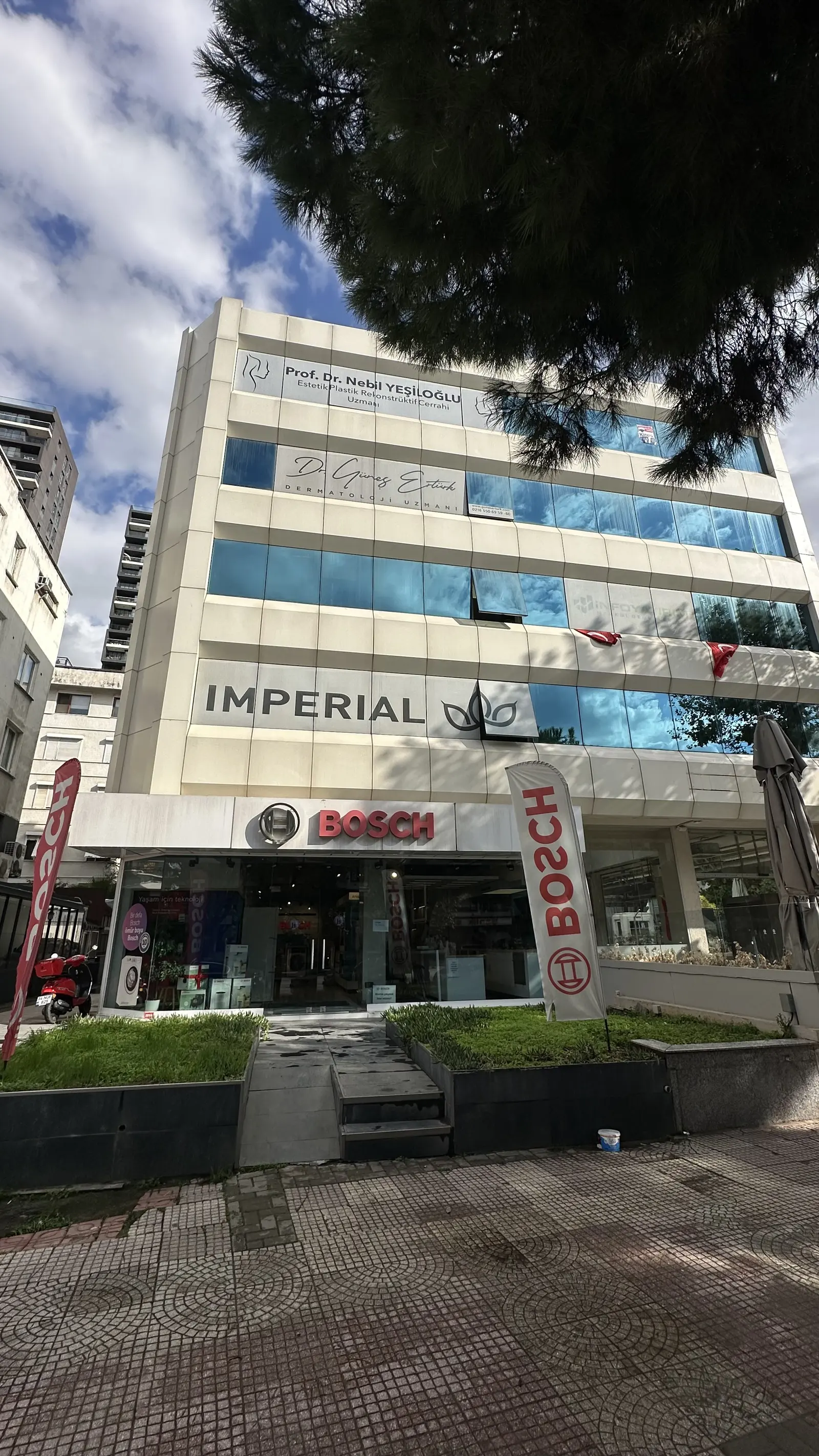 Clinic-provided photograph of Dr Cihan Güneş Ertürk