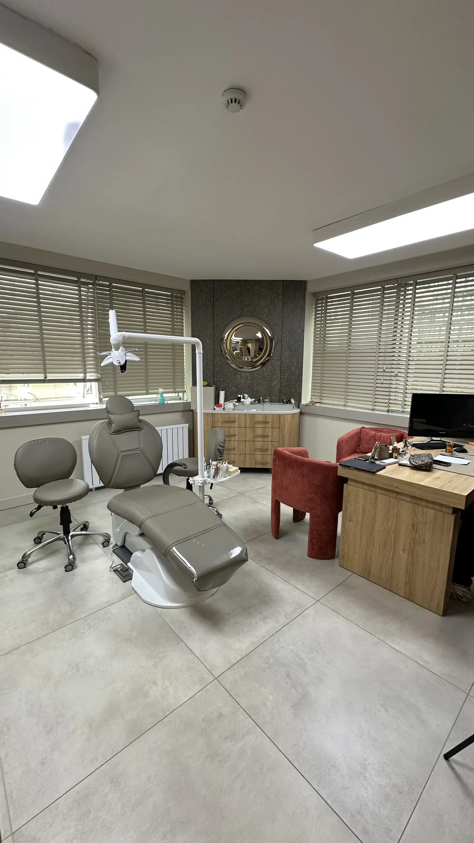 Clinic-provided photograph of Dr Cihan Güneş Ertürk