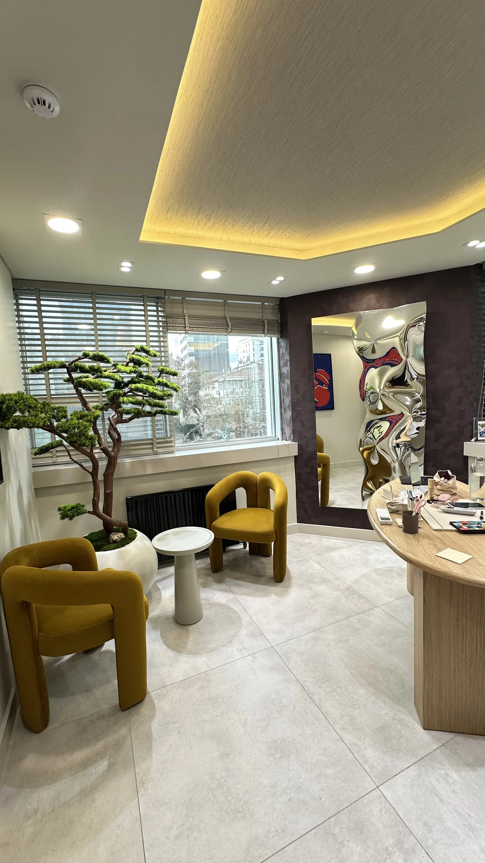 Clinic-provided photograph of Dr Cihan Güneş Ertürk