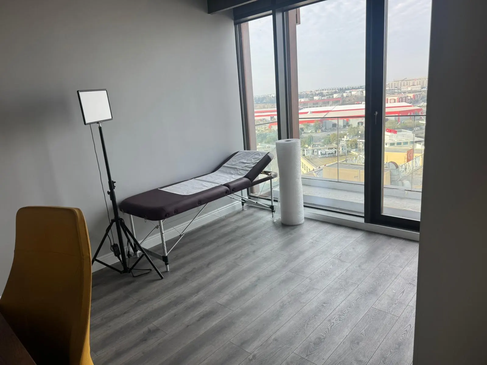 Clinic-provided photograph of Assoc. Prof. Dr Kamran Aghayev