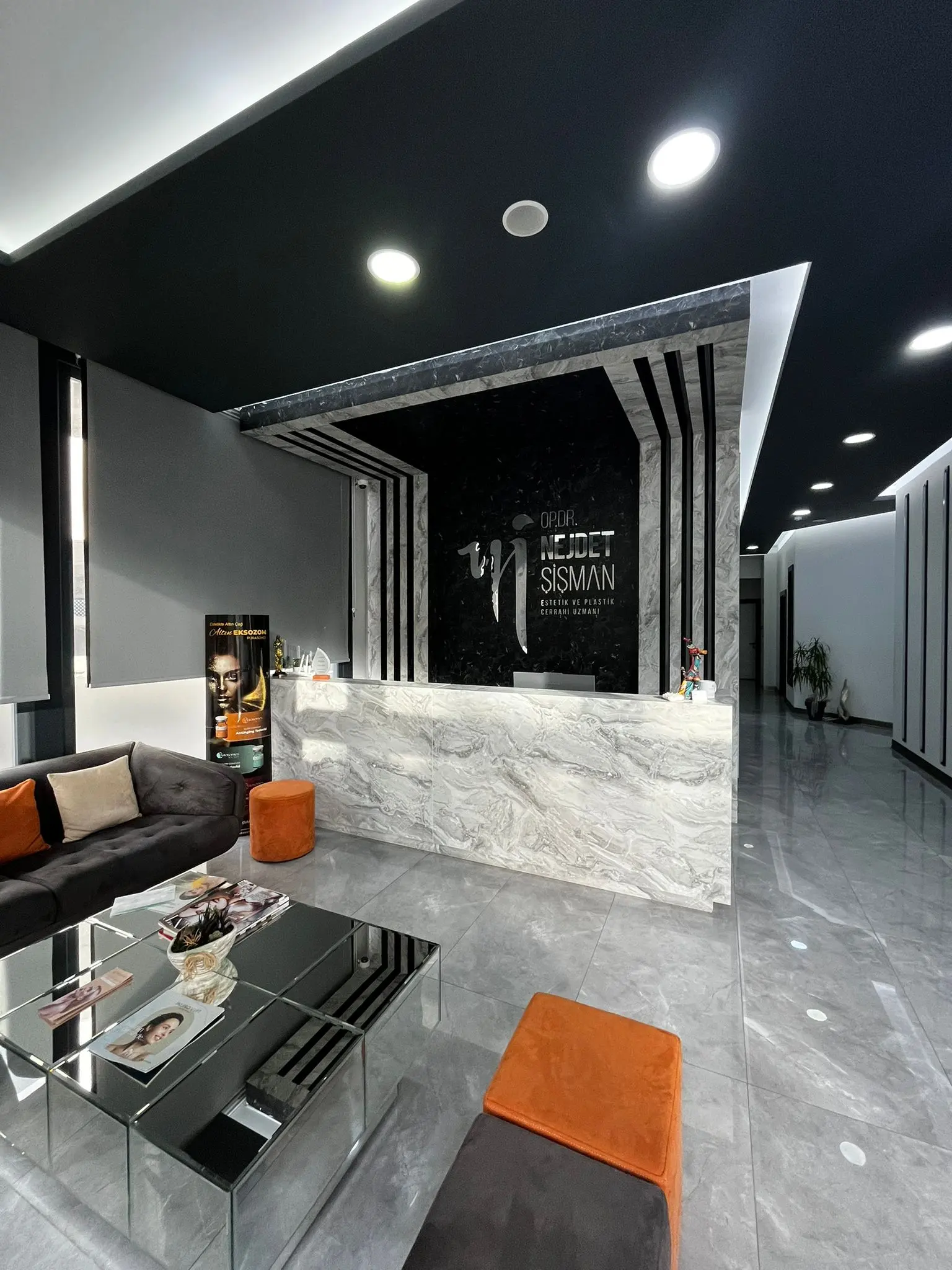 Clinic-provided photograph of Dr Nejdet Şişman