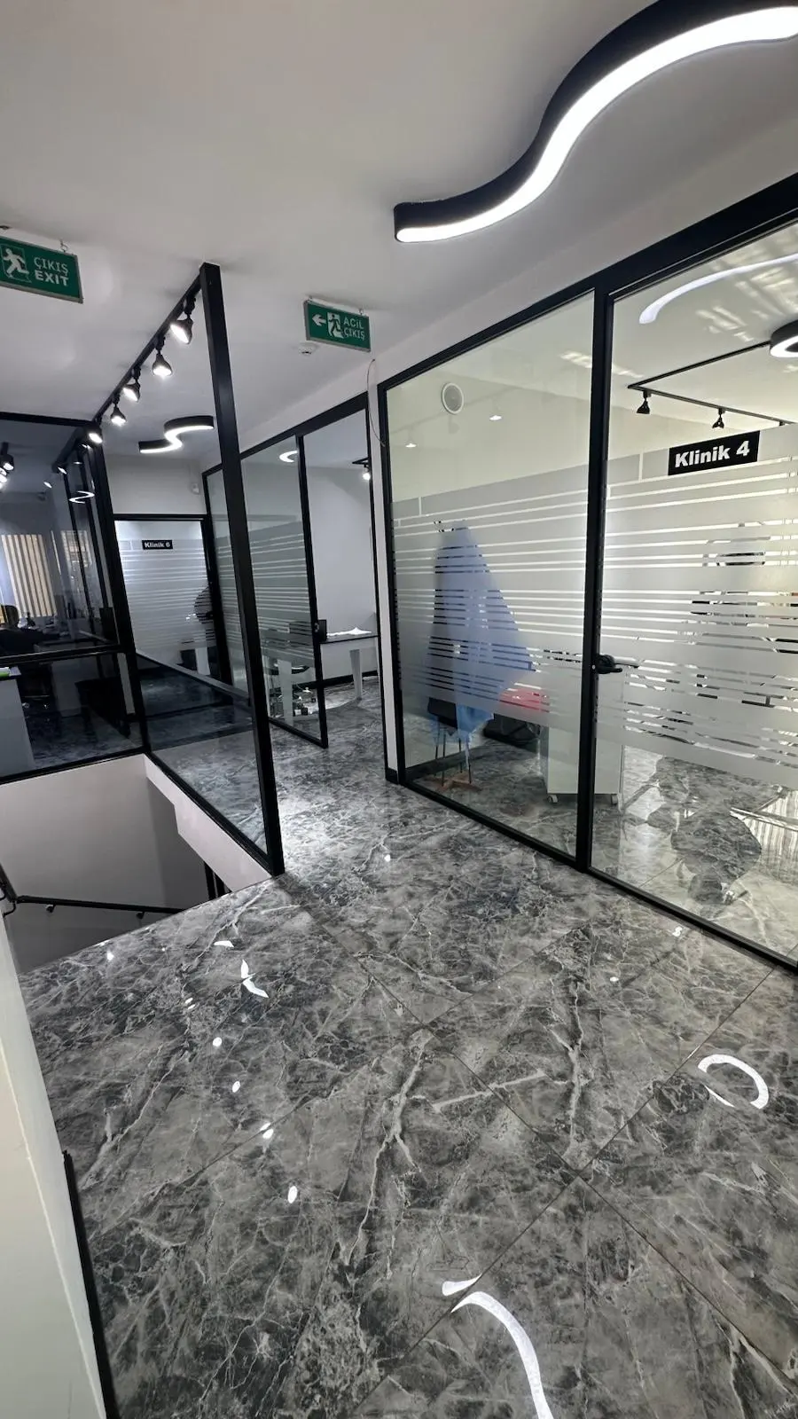 Clinic-provided photograph of Hakan Erokyar Dental Clinic