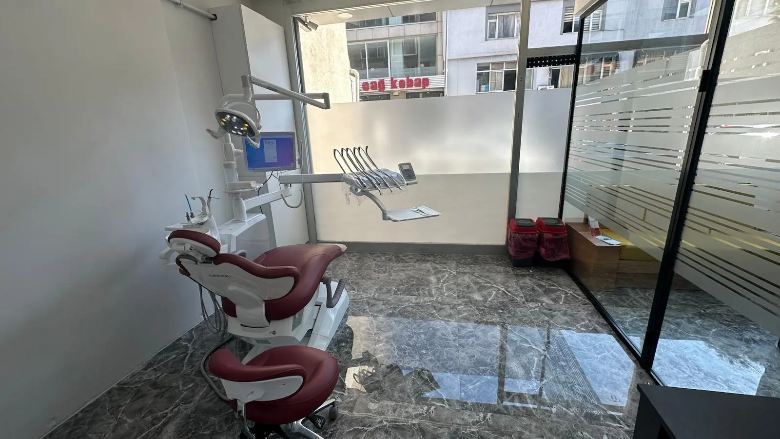 Clinic-provided photograph of Hakan Erokyar Dental Clinic