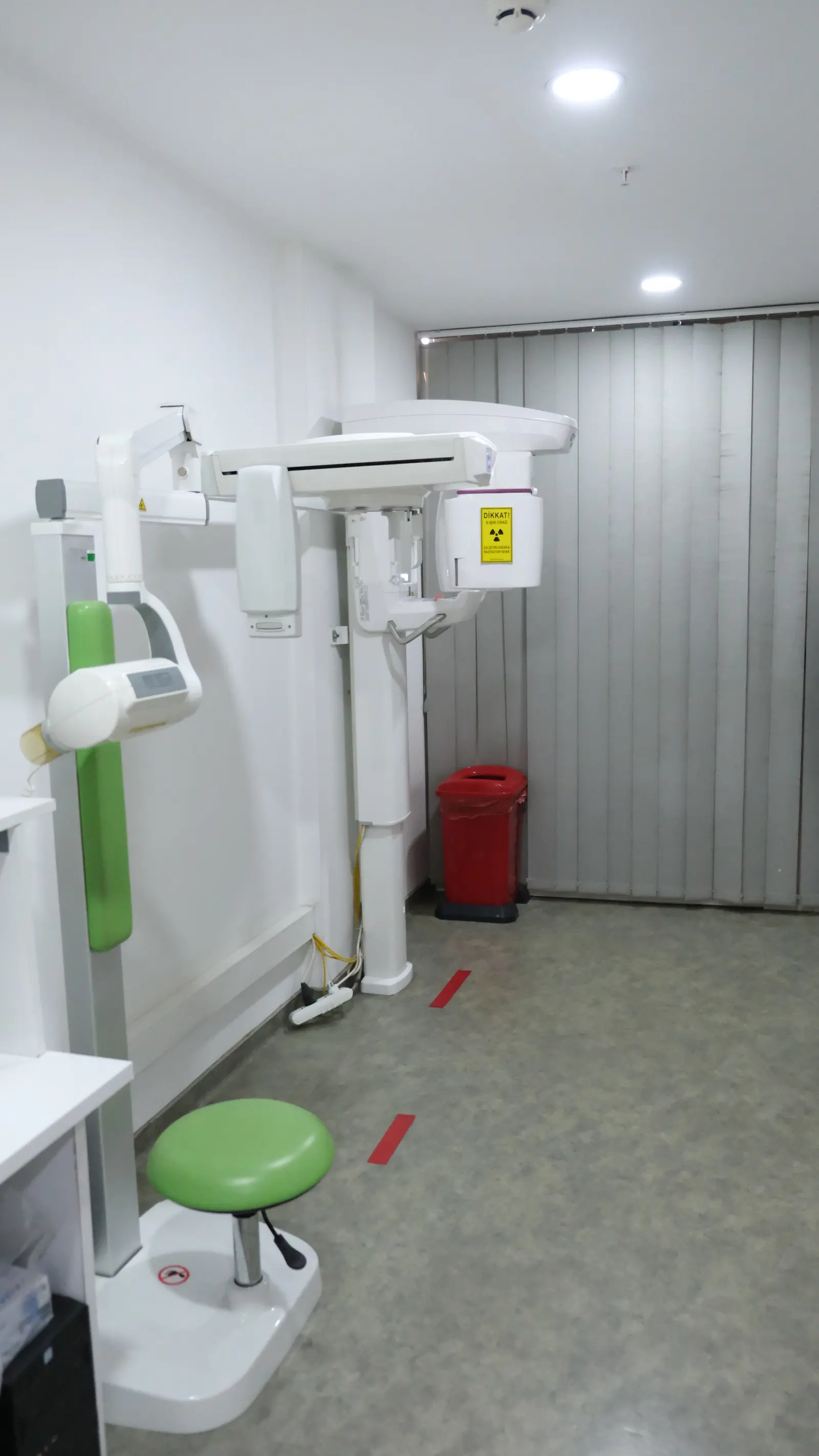 Von der Klinik bereitgestelltes Foto von Alpi Kaynarca Zahnklinik