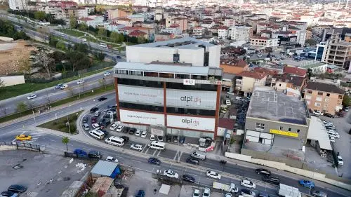 Von der Klinik bereitgestelltes Foto von Alpi Kaynarca Zahnklinik