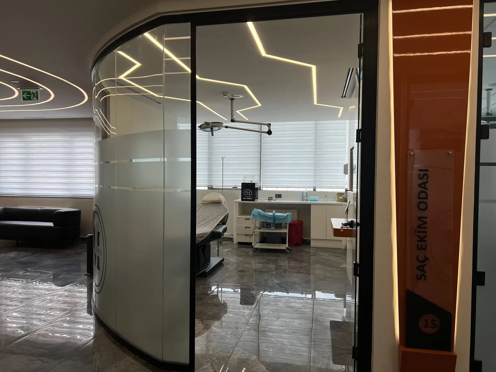Clinic-provided photograph of Murat Makascı Clinic