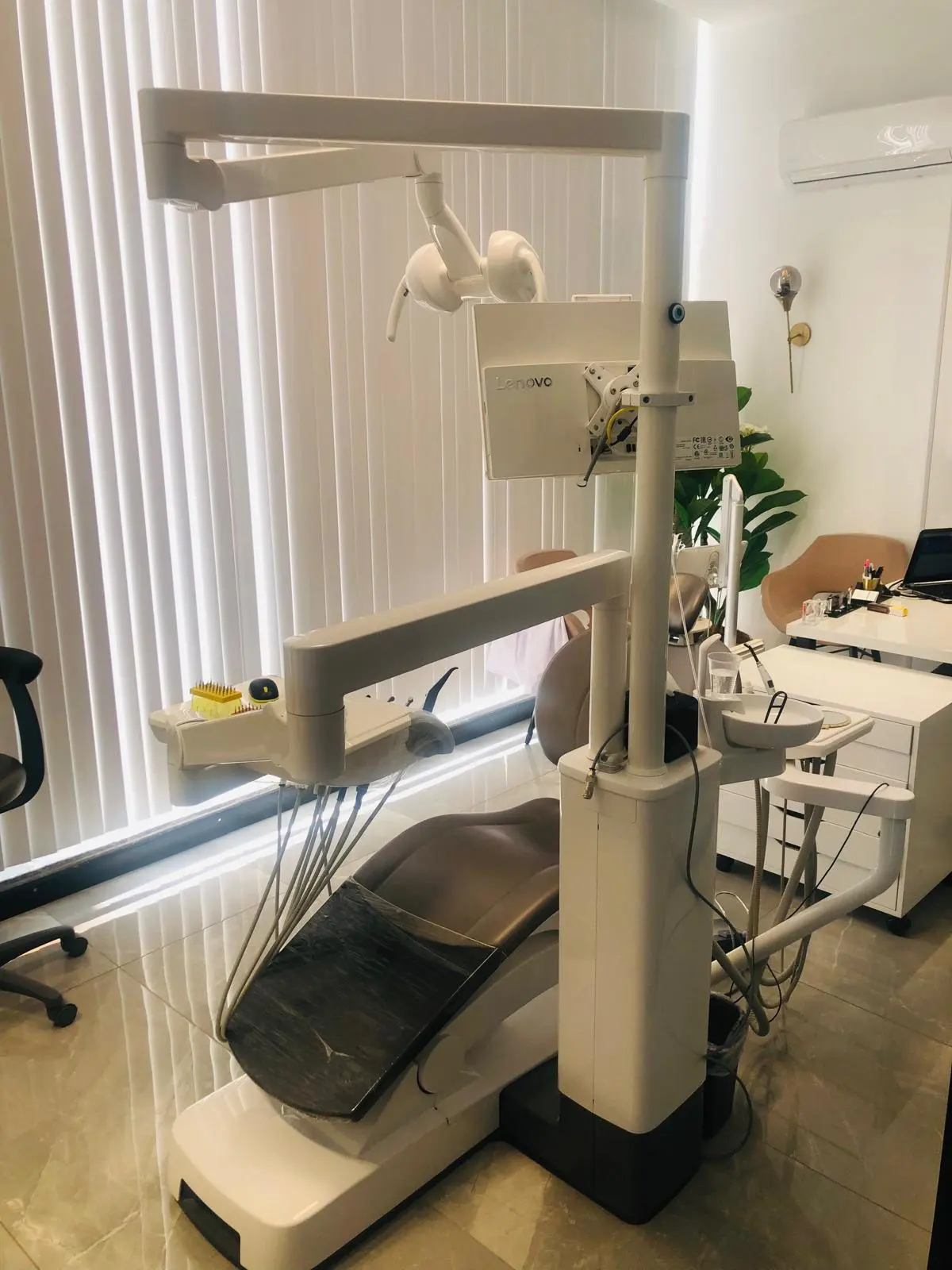 Clinic-provided photograph of Meriç Dental