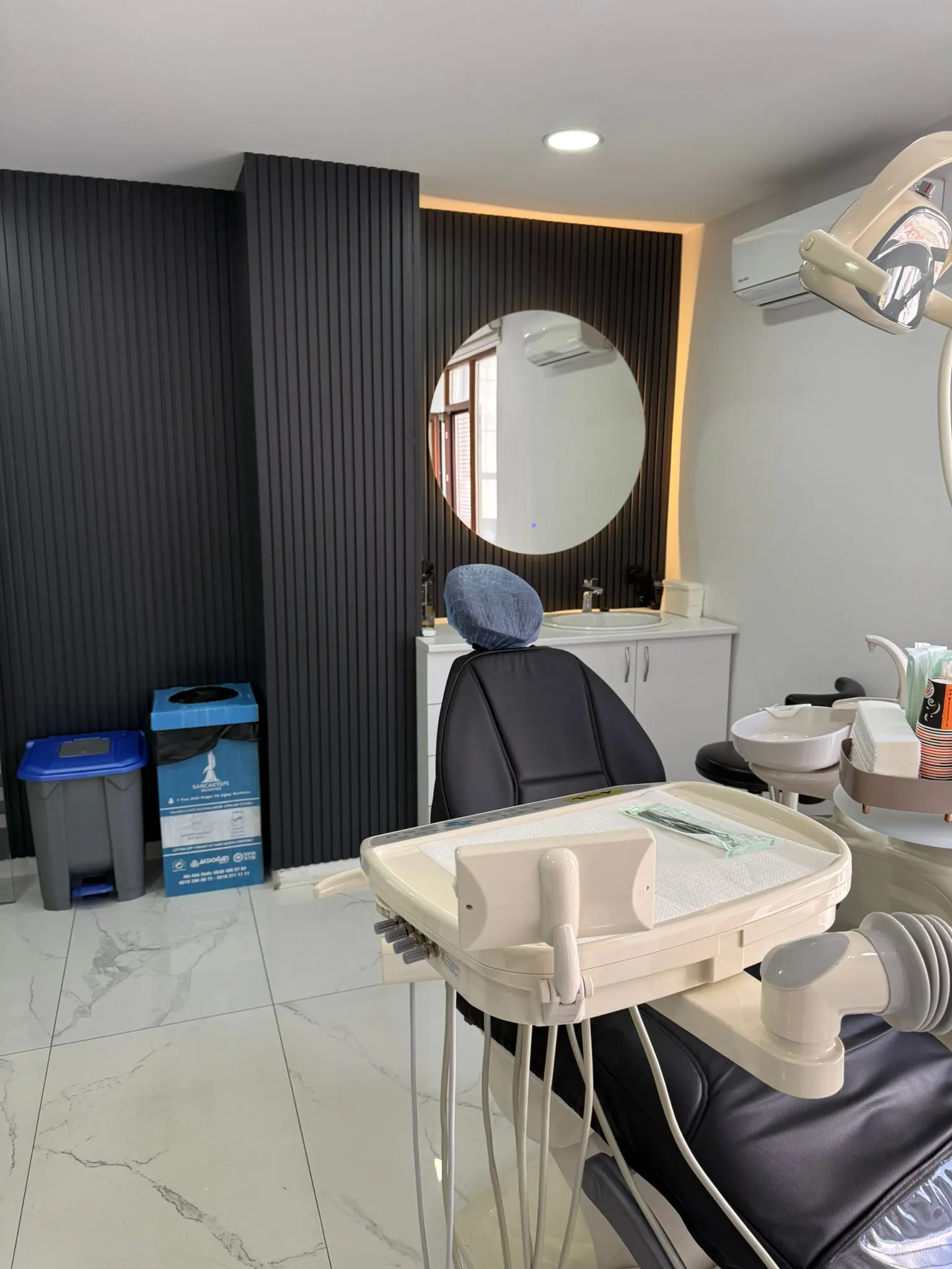 Clinic-provided photograph of Mahal Dental Clinic