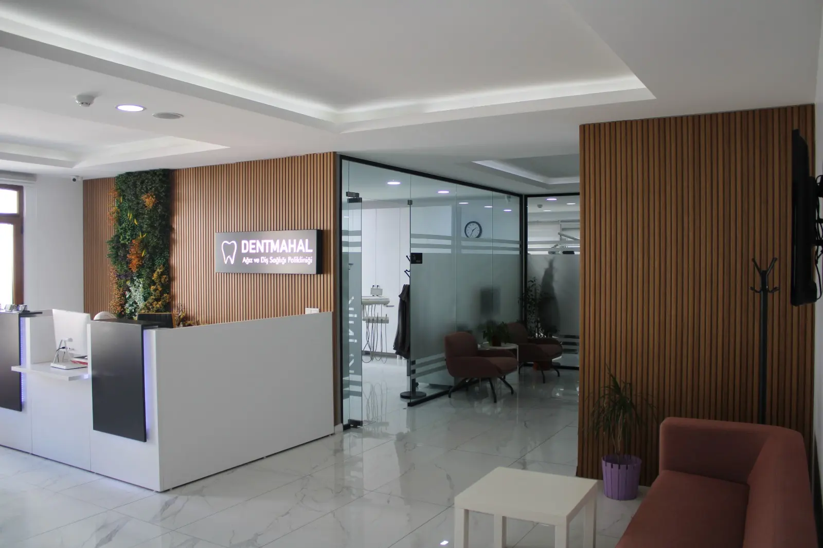 Clinic-provided photograph of Mahal Dental Clinic