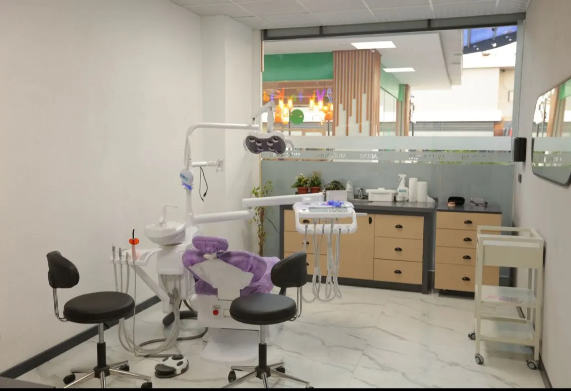 Von der Klinik bereitgestelltes Foto von Muğla Dent