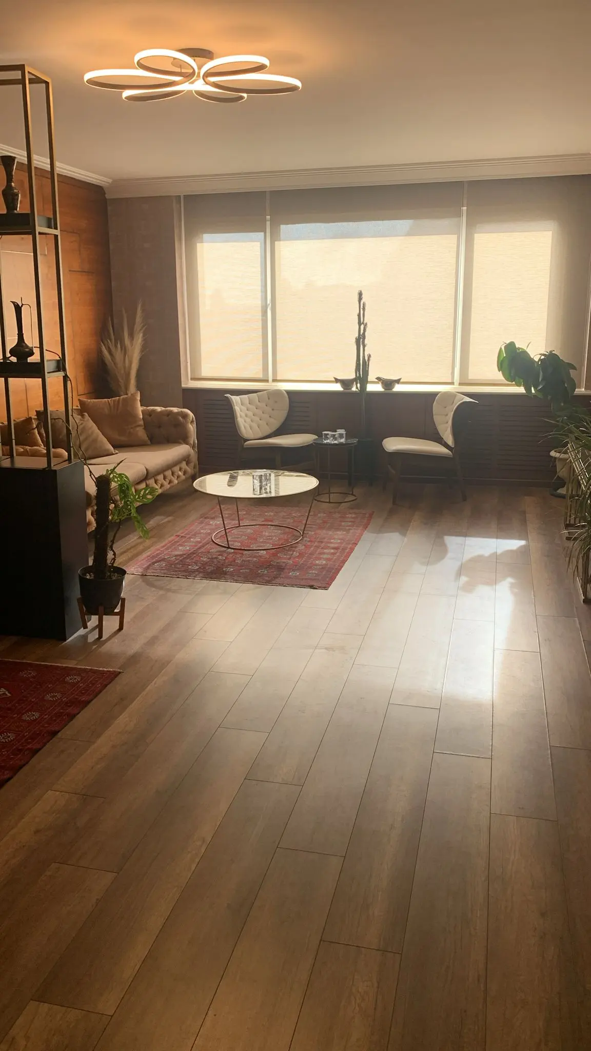 Clinic-provided photograph of Dr Alper Mete Uğurlu