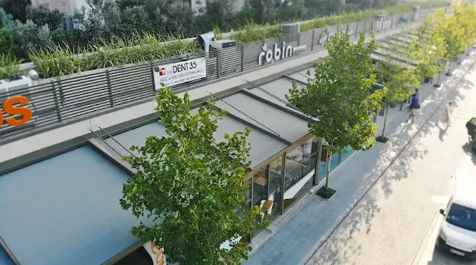 Von der Klinik bereitgestelltes Foto von Dent 35 Mavişehir