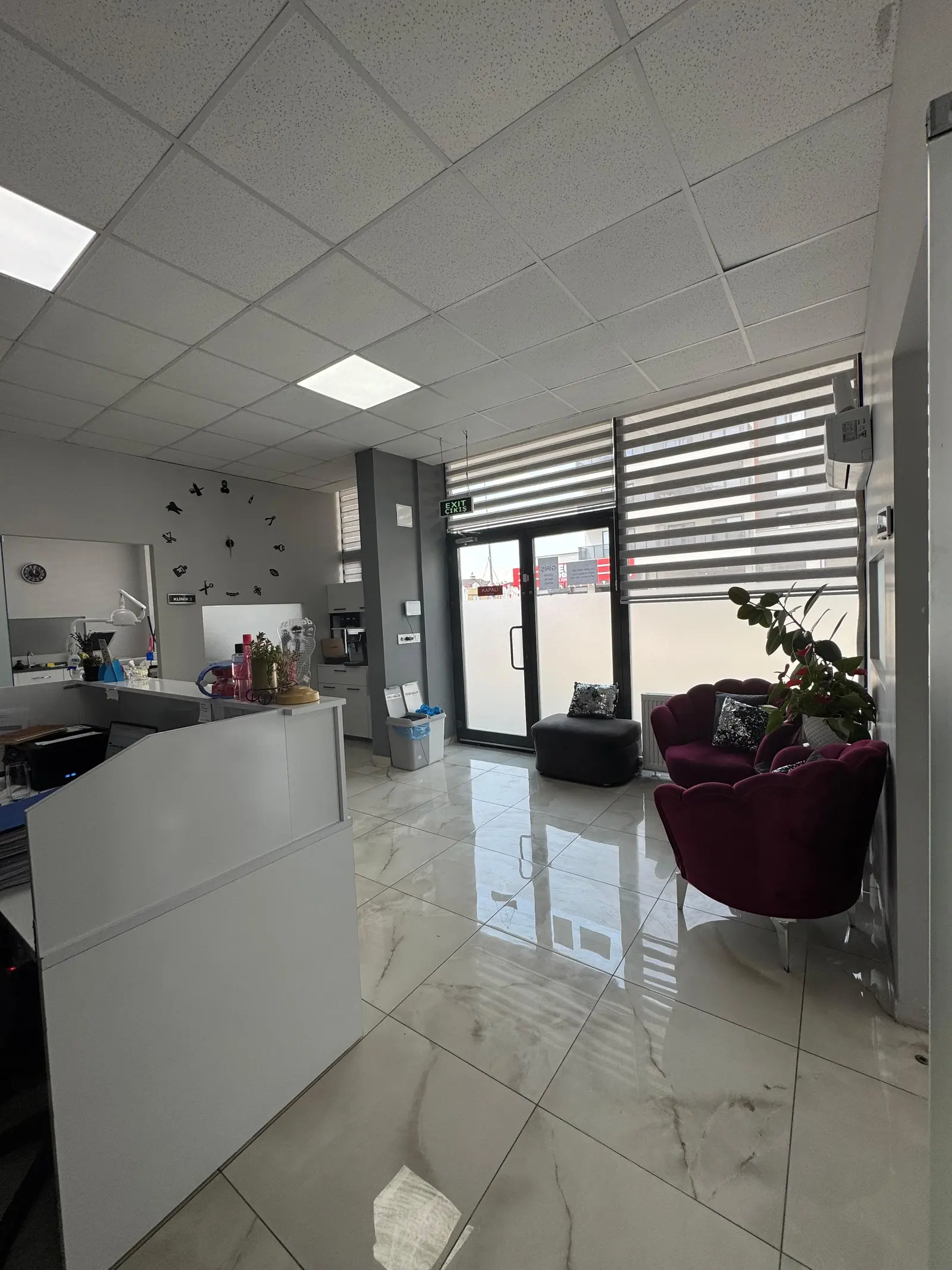 Von der Klinik bereitgestelltes Foto von Dentaşen Zahnklinik