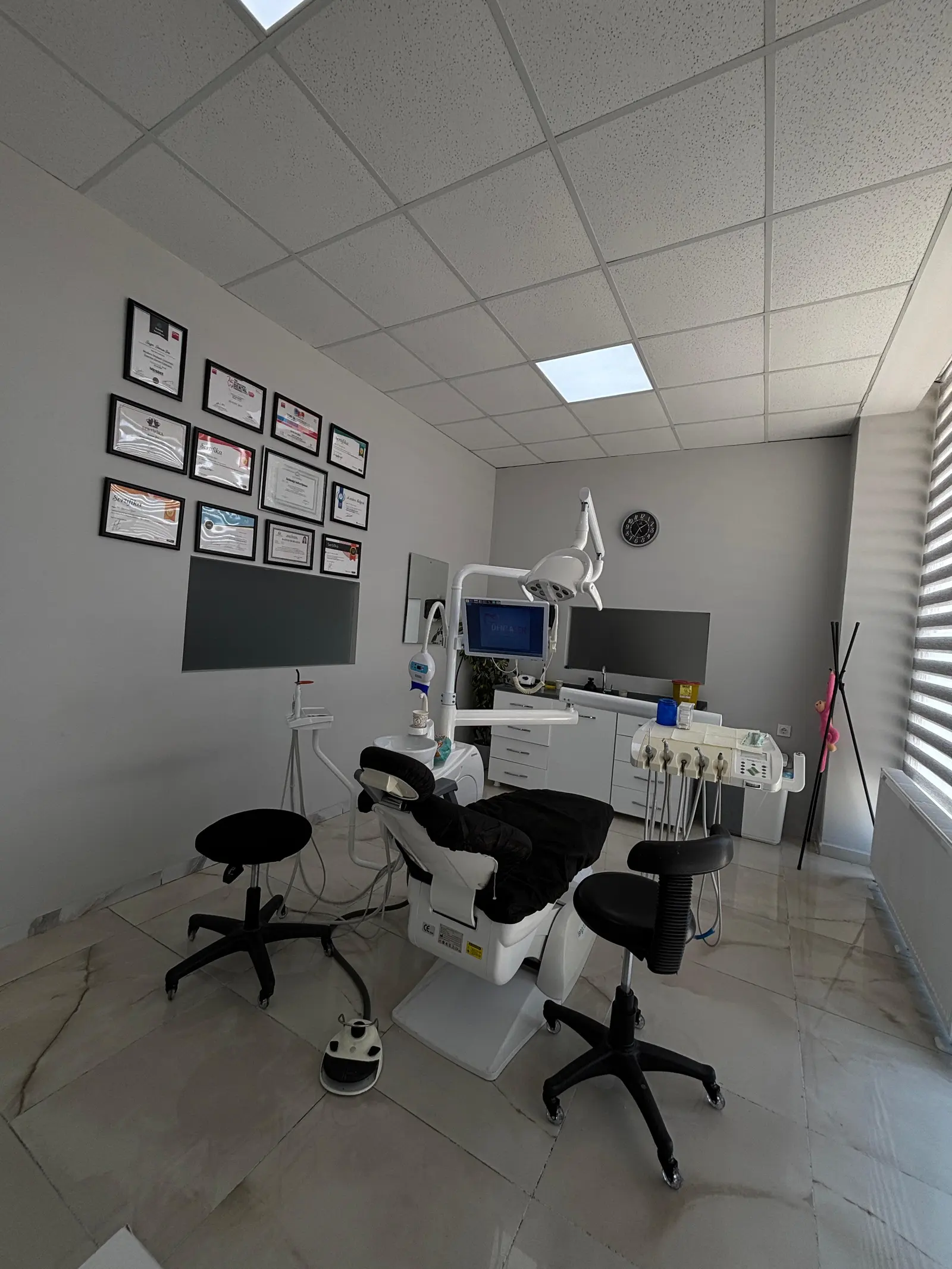 Von der Klinik bereitgestelltes Foto von Dentaşen Zahnklinik