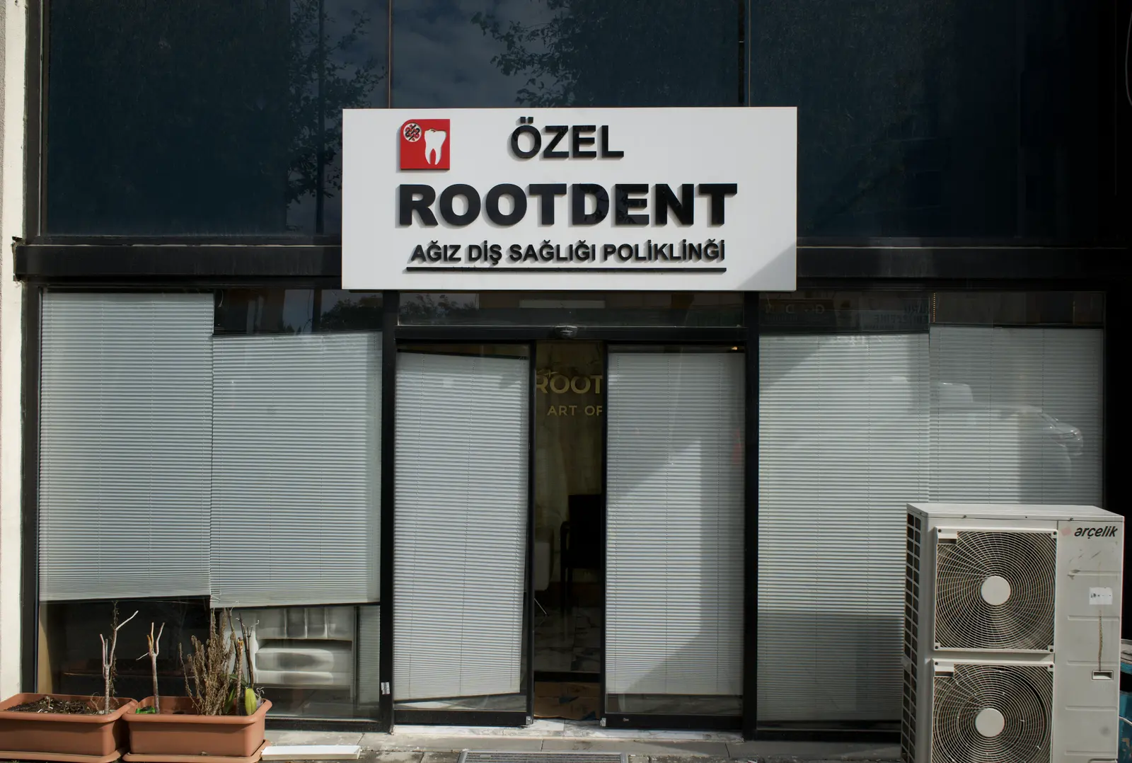 Clinic-provided photograph of Rootdent Dental Clinic
