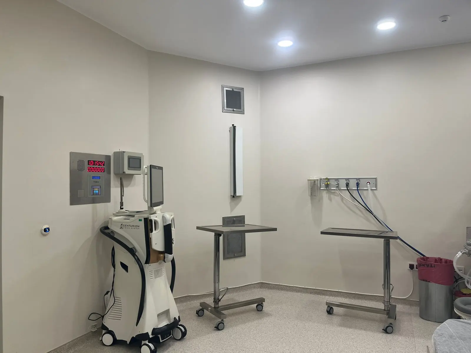 Clinic-provided photograph of Veni Vidi Göz Çiğli Eye Centre