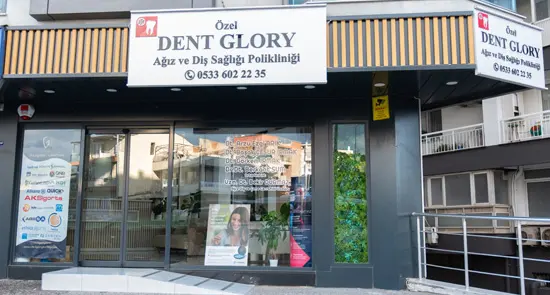 Clinic-provided photograph of Dent Glory
