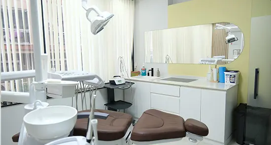 Clinic-provided photograph of Dent Glory