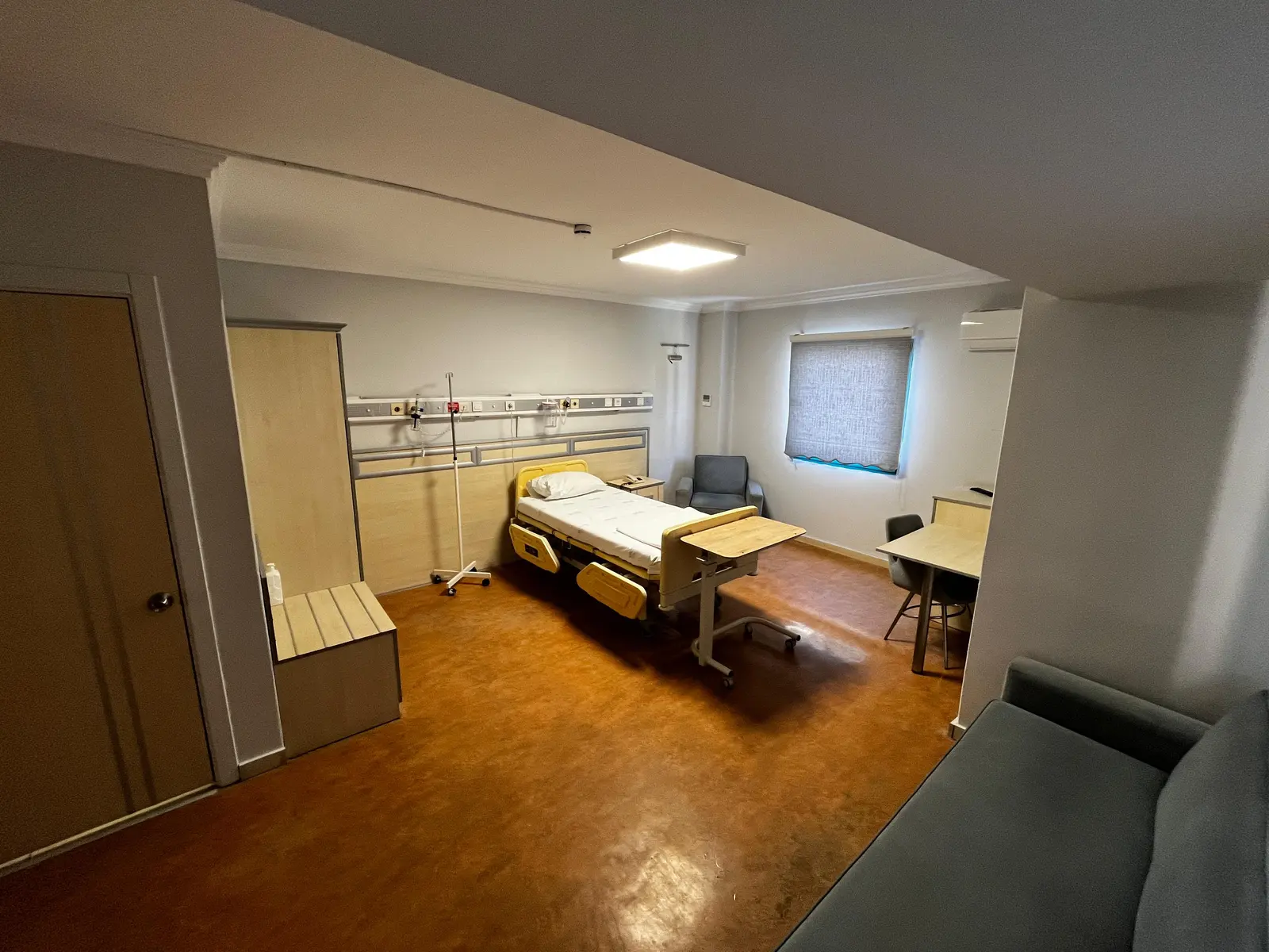 Clinic-provided photograph of Egemed Kuşadası Hospital