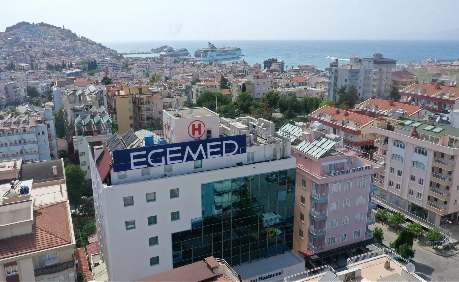 Clinic-provided photograph of Egemed Kuşadası Hospital
