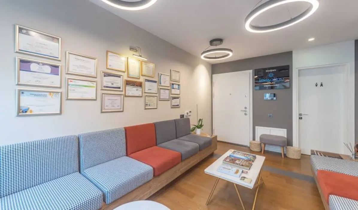 Von der Klinik bereitgestelltes Foto von Dr. Caner Balta
