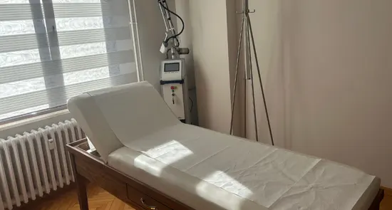 Von der Klinik bereitgestelltes Foto von Dr. Sedat Baş