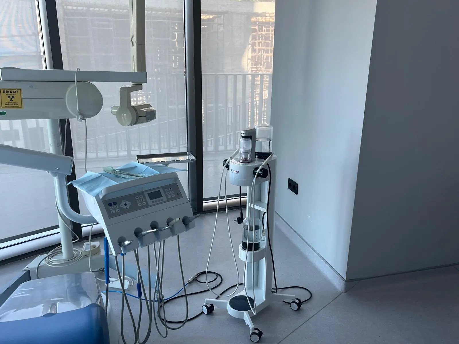Clinic-provided photograph of Yenitepe Dental Clinic