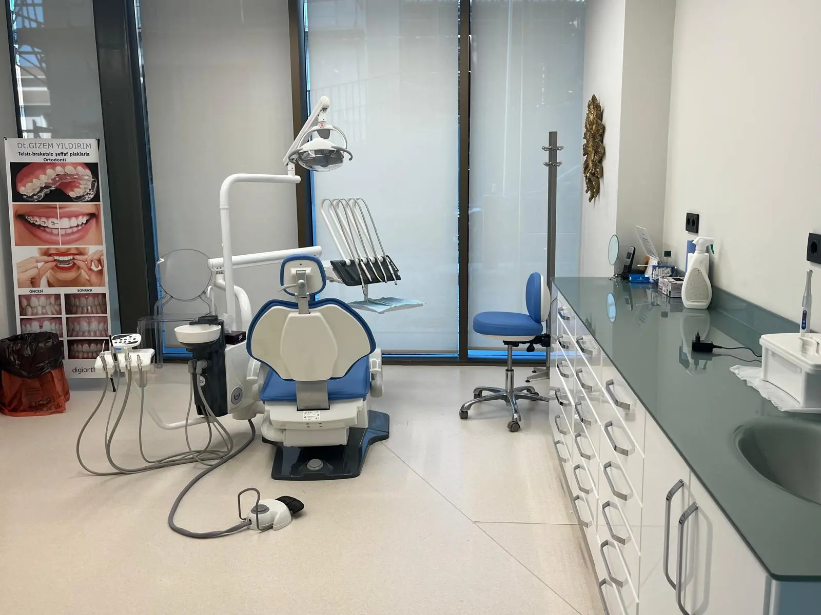 Clinic-provided photograph of Yenitepe Dental Clinic