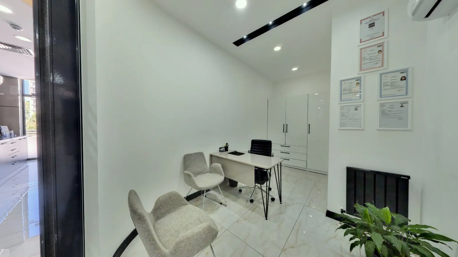 Clinic-provided photograph of Fara Dental Clinic