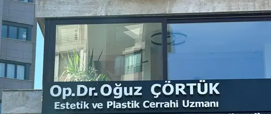 Von der Klinik bereitgestelltes Foto von Dr. Oğuz Çörtük