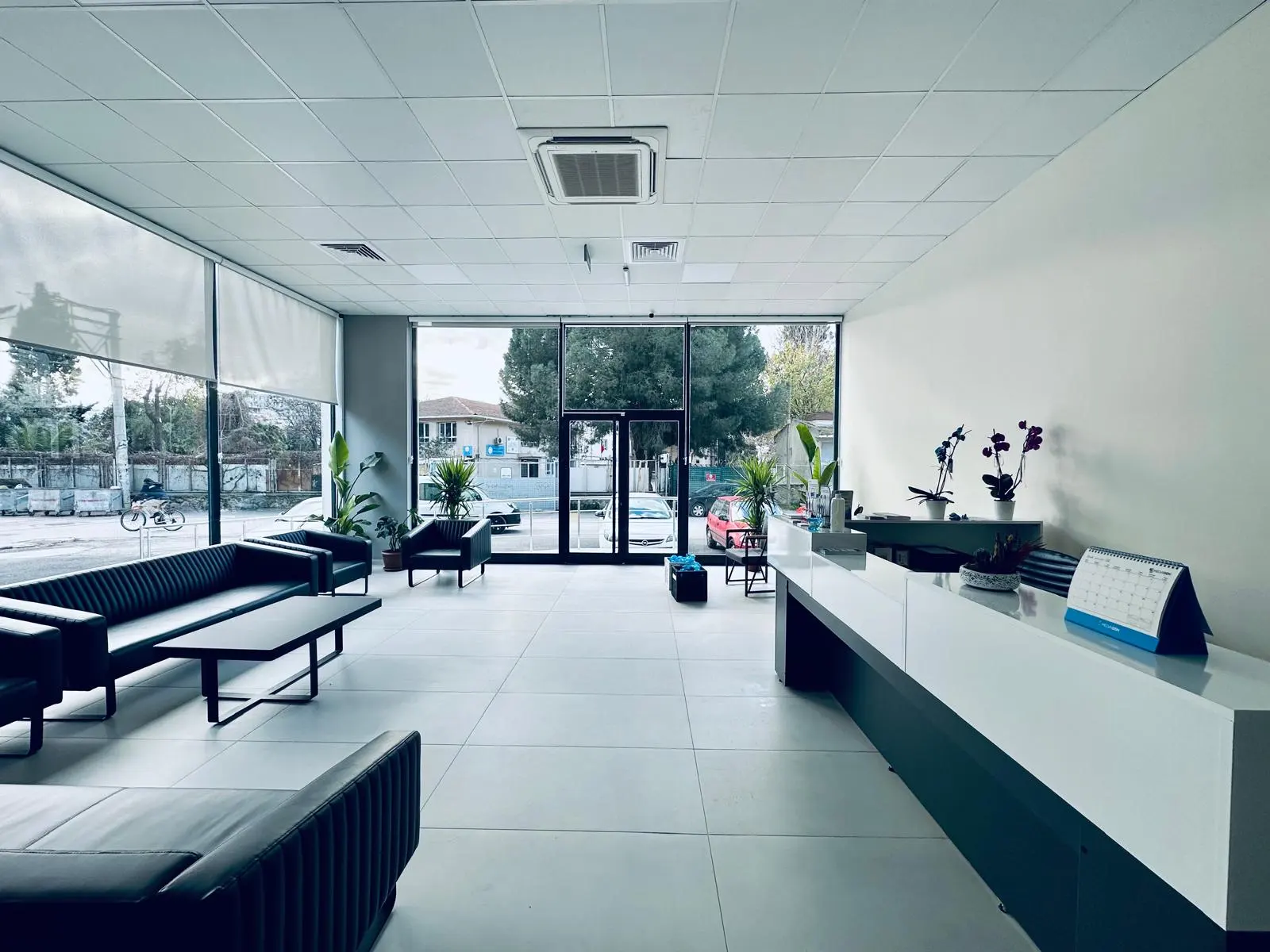 Clinic-provided photograph of Karşıyaka Dental Clinic