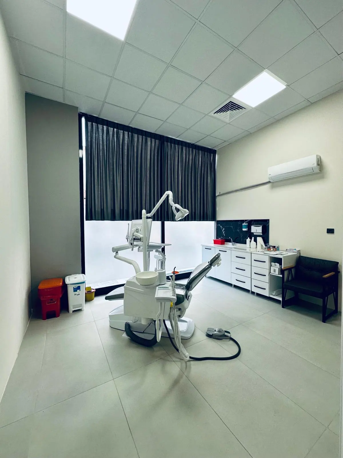 Clinic-provided photograph of Karşıyaka Dental Clinic
