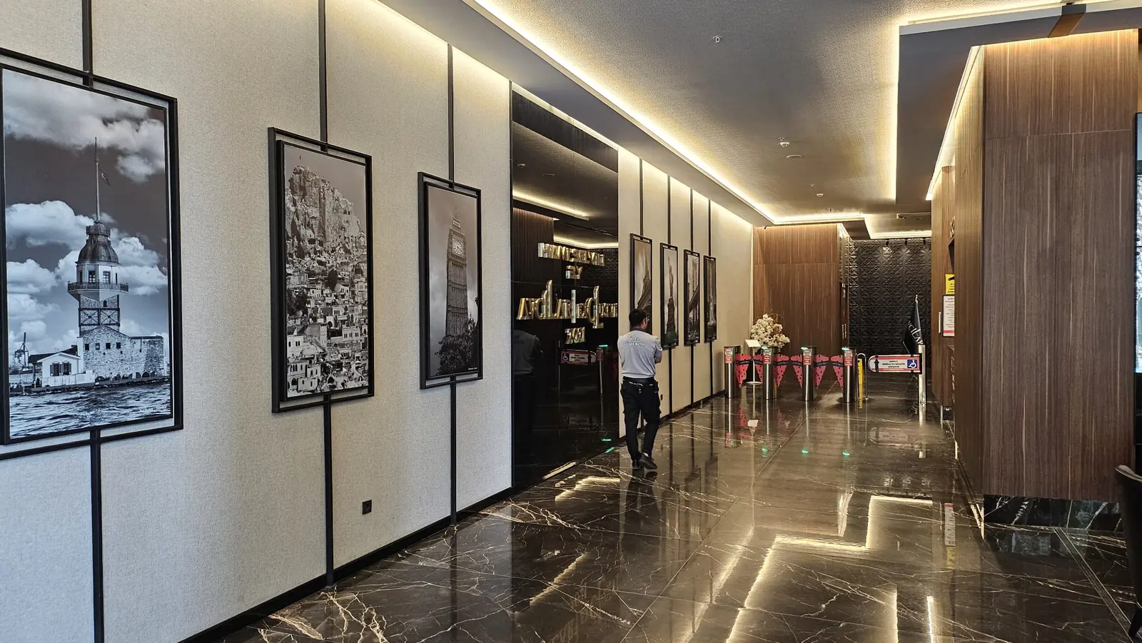 Clinic-provided photograph of Dr Ali Saraç Leri