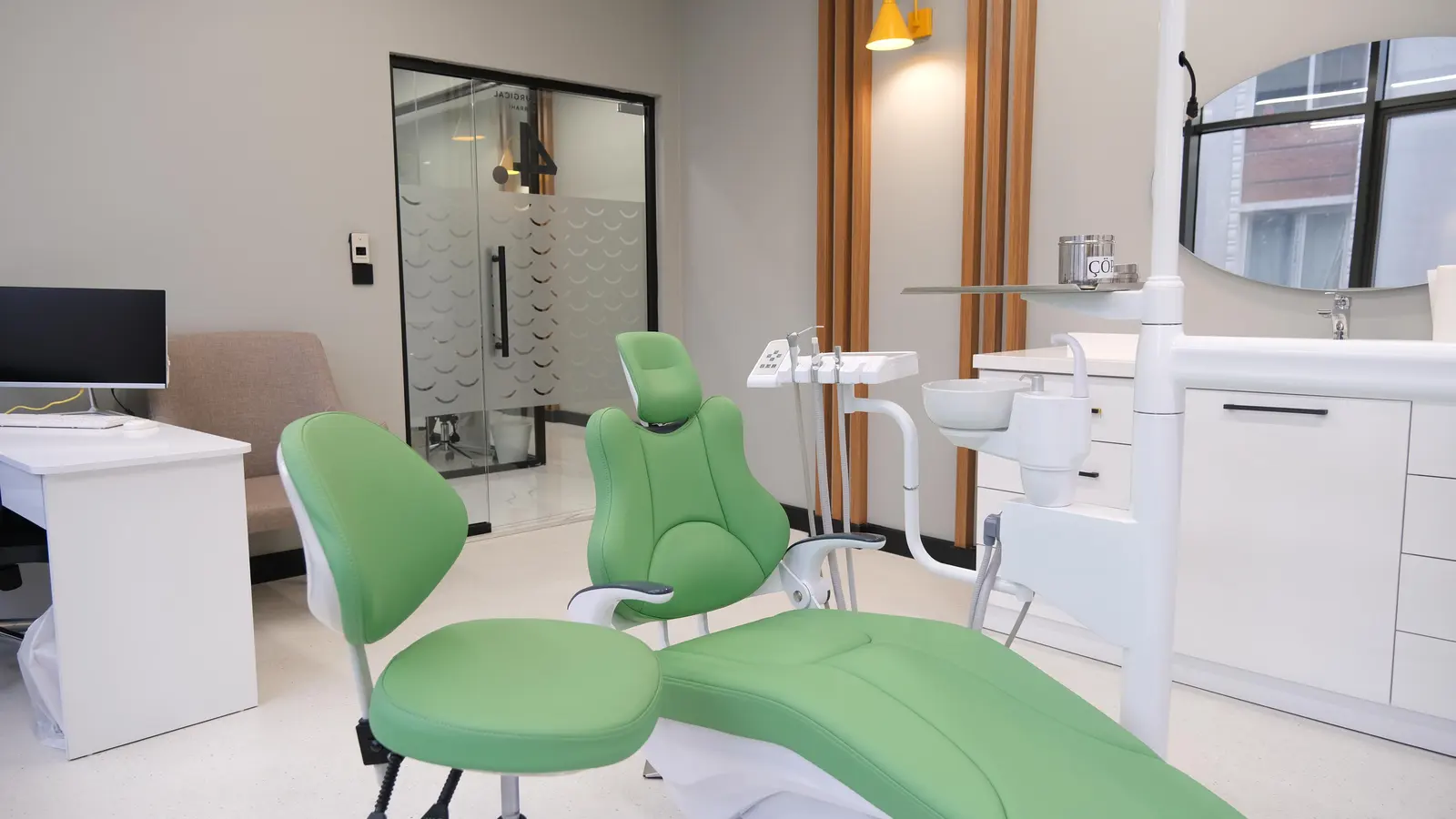 Clinic-provided photograph of Mecidiyeköy Dişyeri Dental Clinic