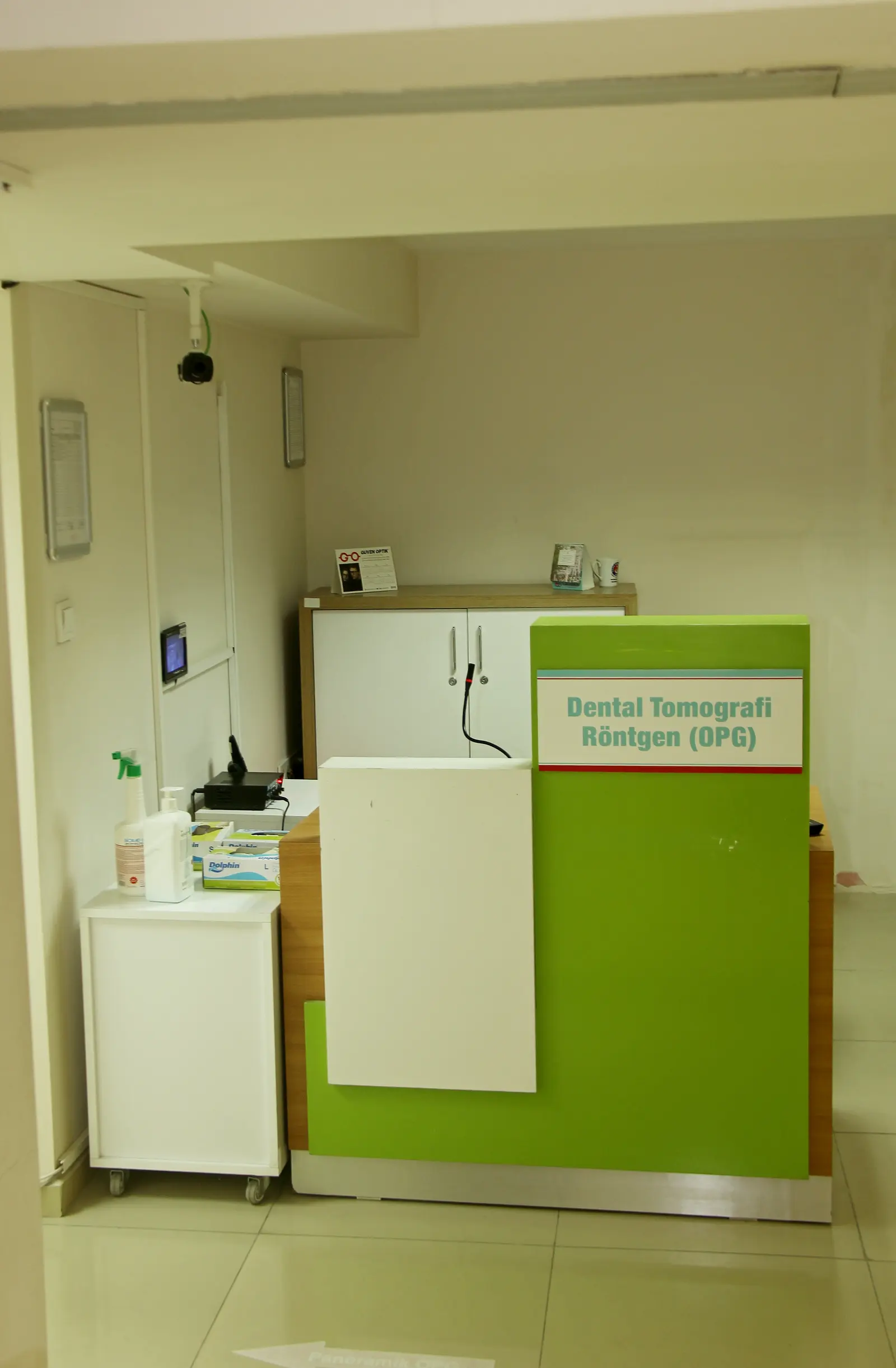 Clinic-provided photograph of Bornova Dental Hospital