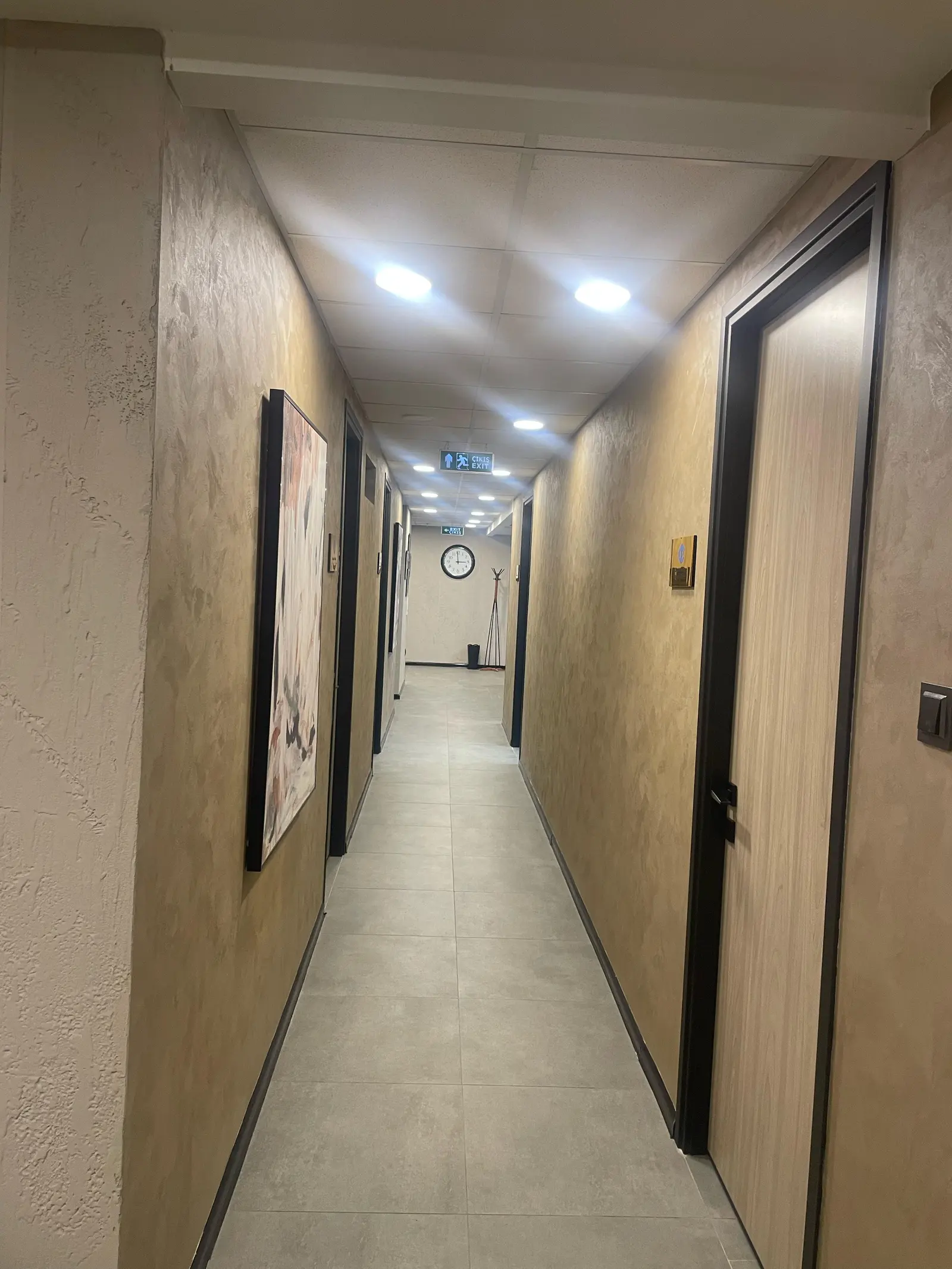 Clinic-provided photograph of Prof. Dr Volkan İzol