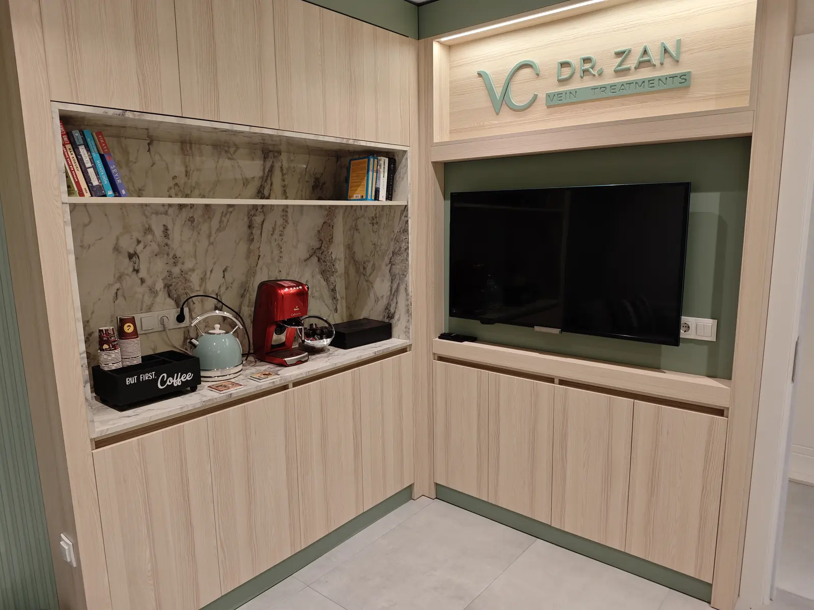 Clinic-provided photograph of Dr İlker Zan