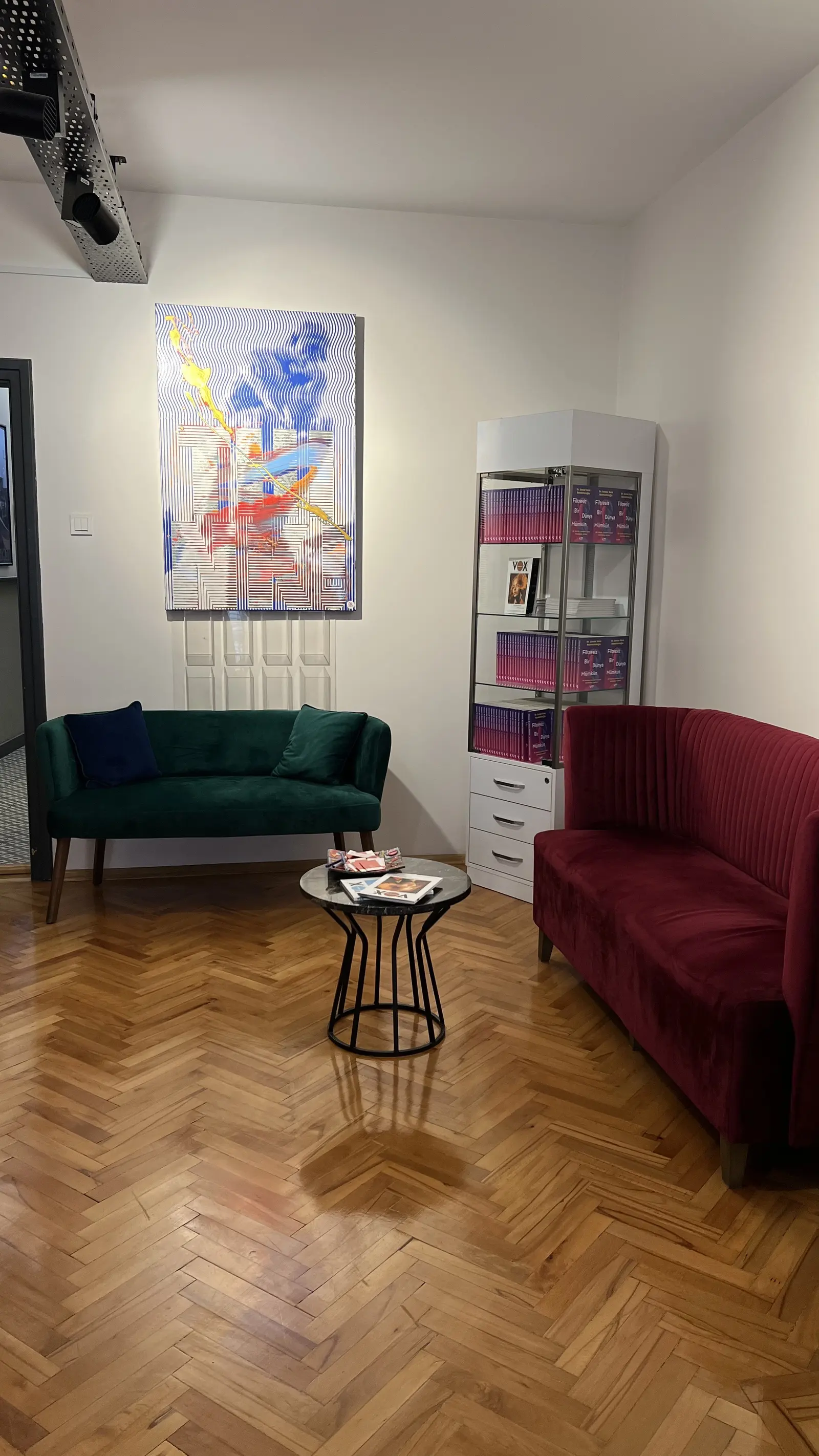 Von der Klinik bereitgestelltes Foto von Dr. Serdar Bora Bayraktaroğlu