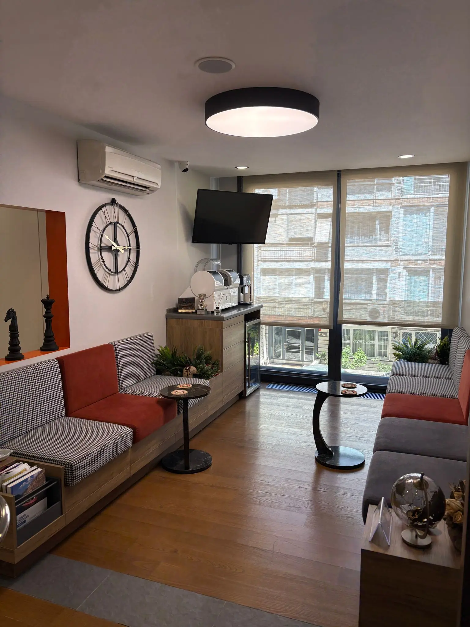 Clinic-provided photograph of Dr Gökhan Dokumacıgil