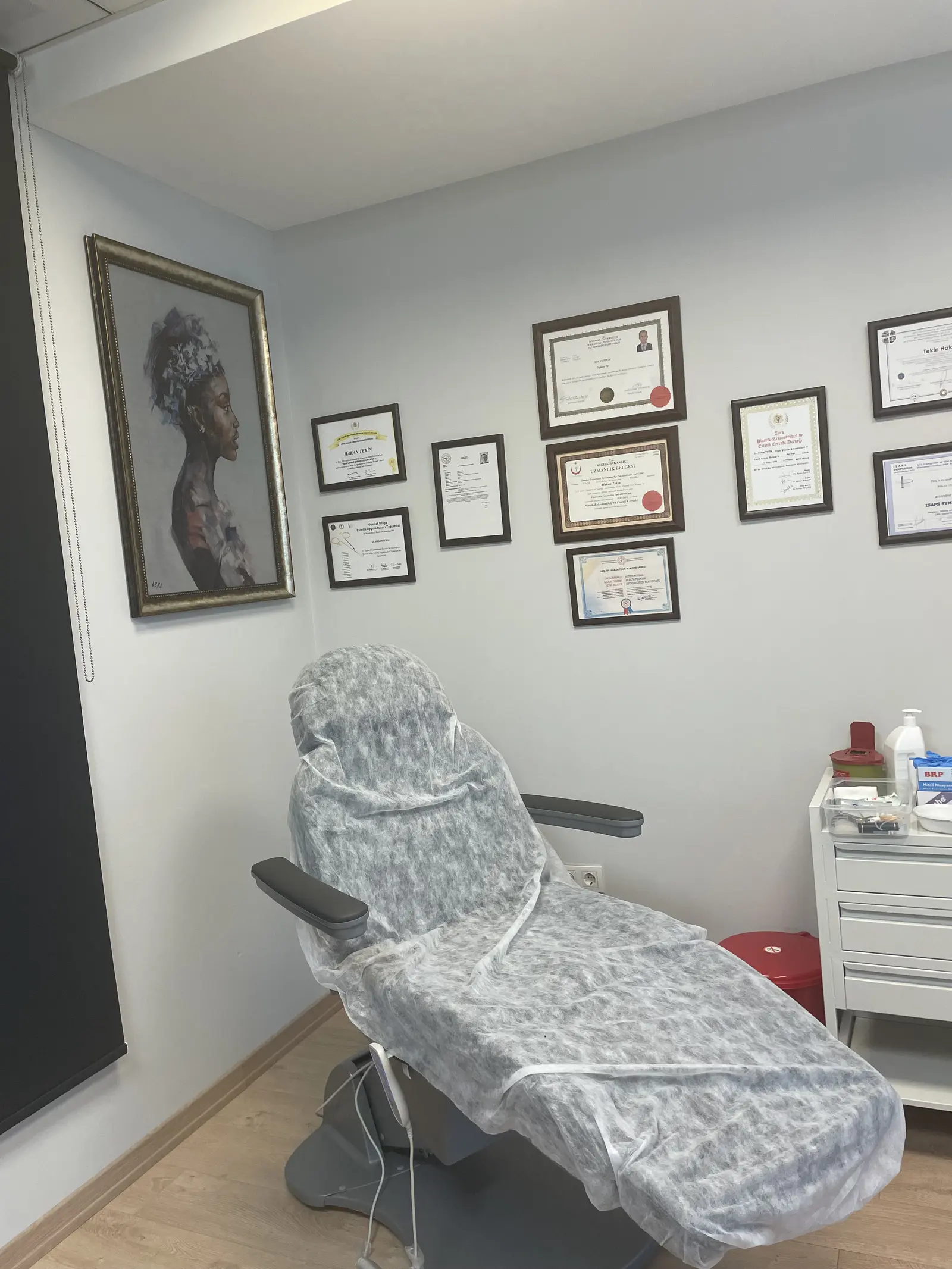 Von der Klinik bereitgestelltes Foto von Dr. Hakan Tekin