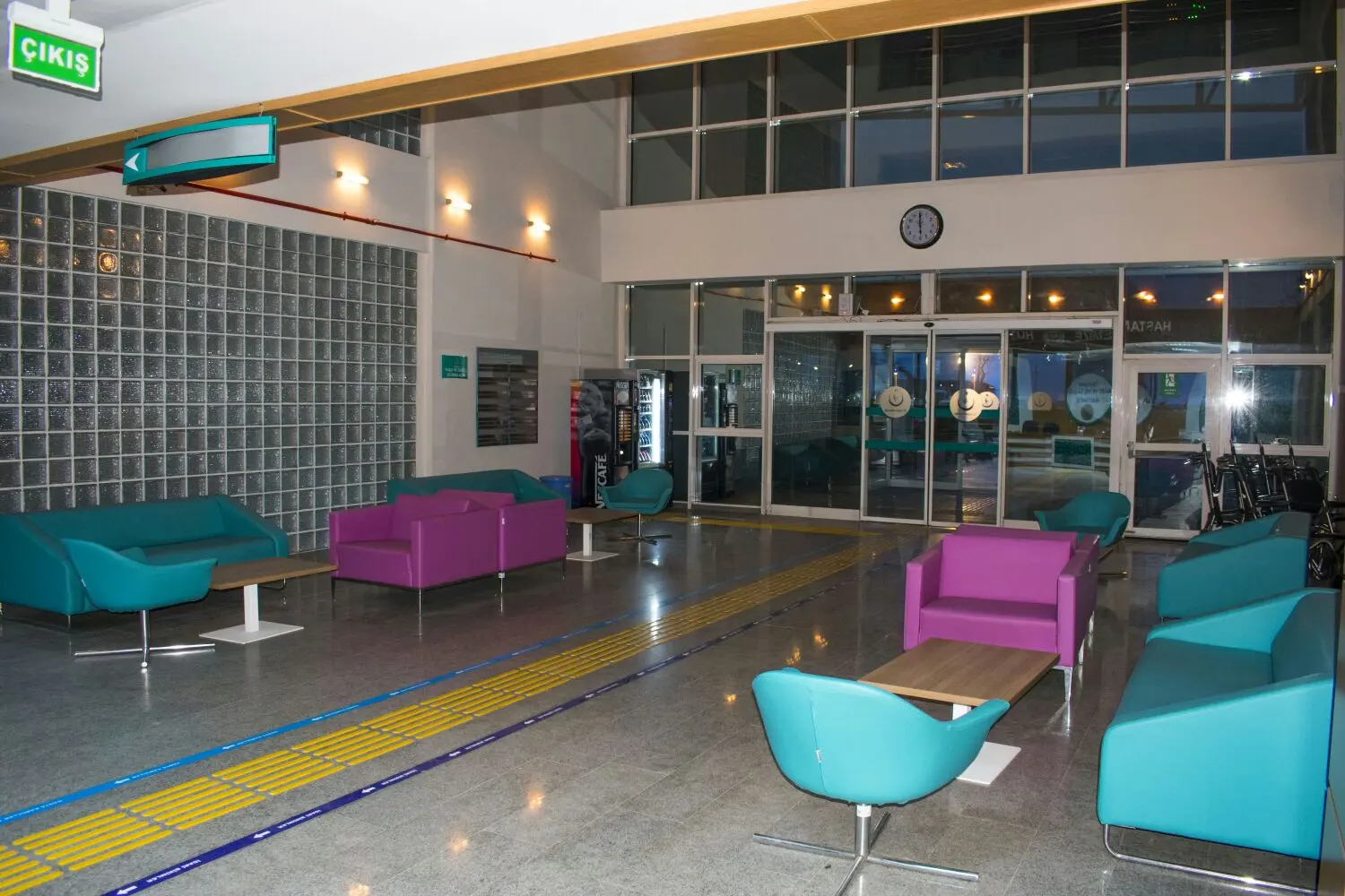 Clinic-provided photograph of Trabzon Dental Health Hospital