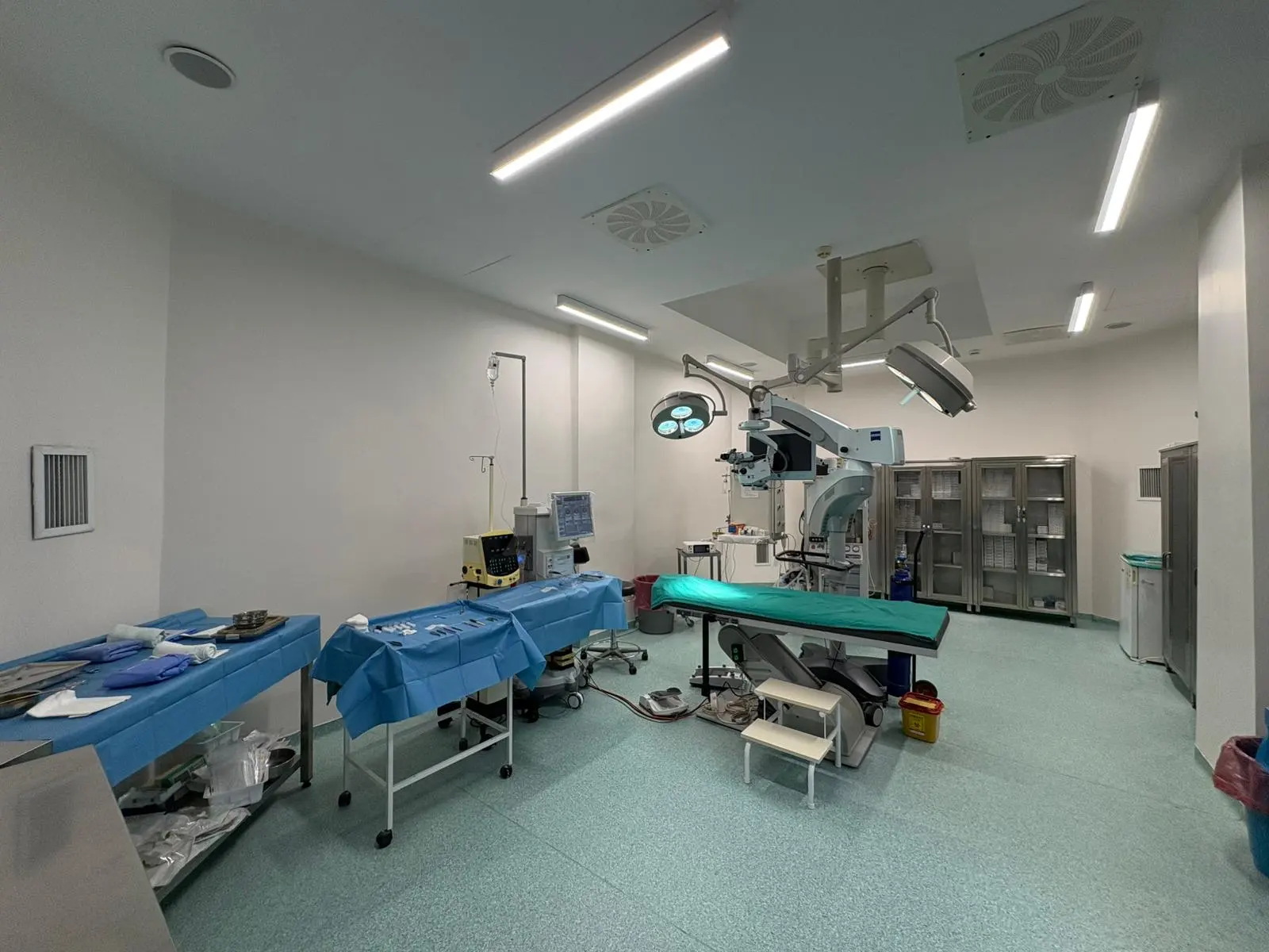 Clinic-provided photograph of Uğur Eye Hospital