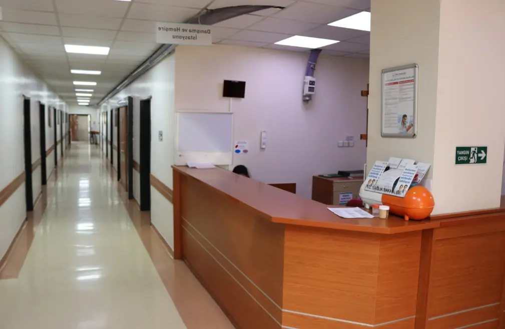 Clinic-provided photograph of MMT Amerikan Hospital