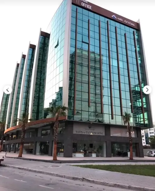 Von der Klinik bereitgestelltes Foto von Dr. Uğur Çerçi