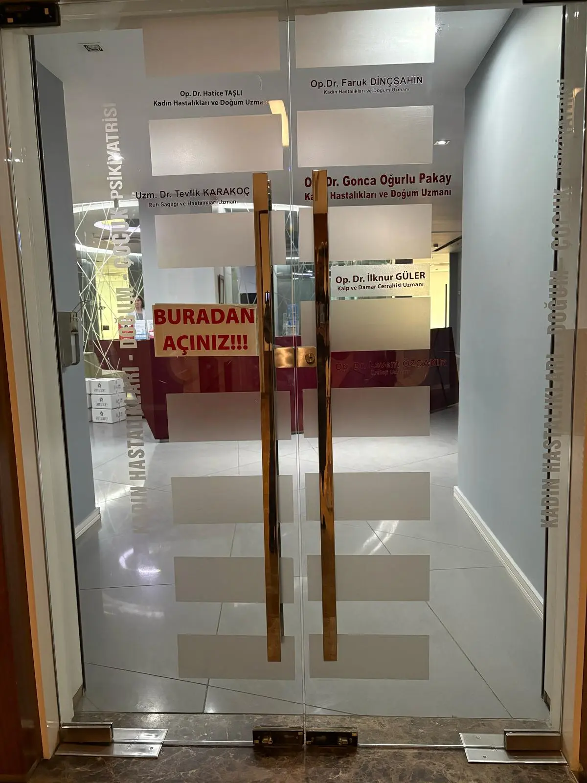 Clinic-provided photograph of Dr İlknur Güler