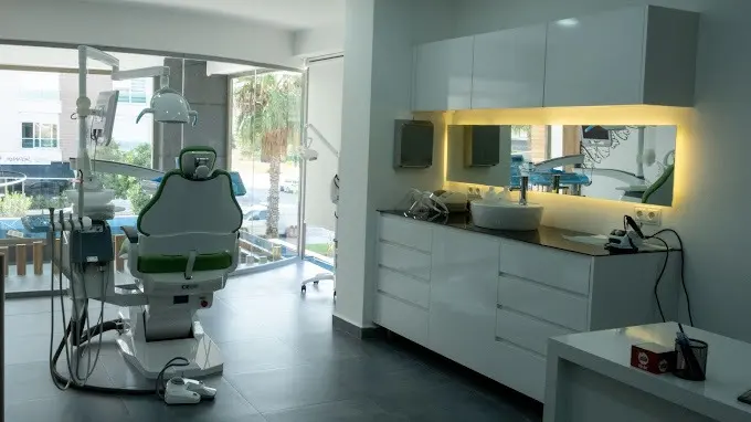 Von der Klinik bereitgestelltes Foto von Lumos Dental Clinic