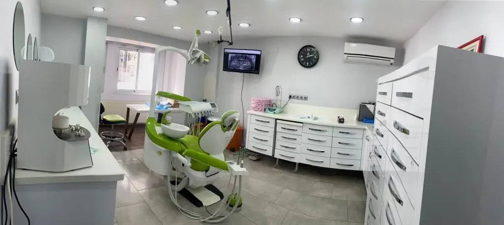 Clinic-provided photograph of KURU 1 Dental Clinic