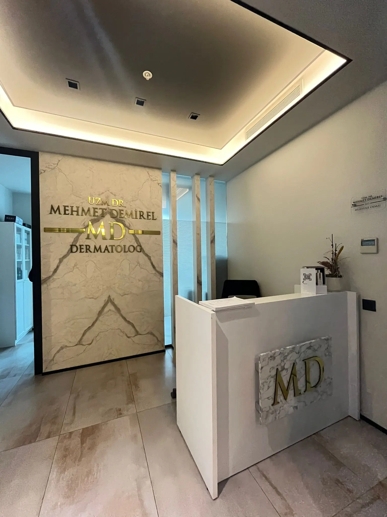 Von der Klinik bereitgestelltes Foto von Dr. Mehmet Demirel